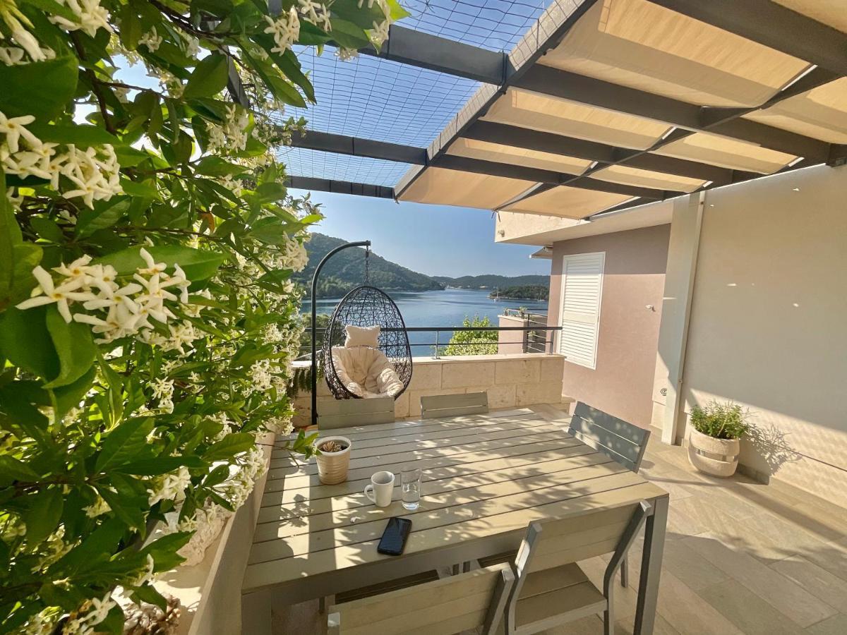 Villa Iva Lastovo 우블리 외부 사진