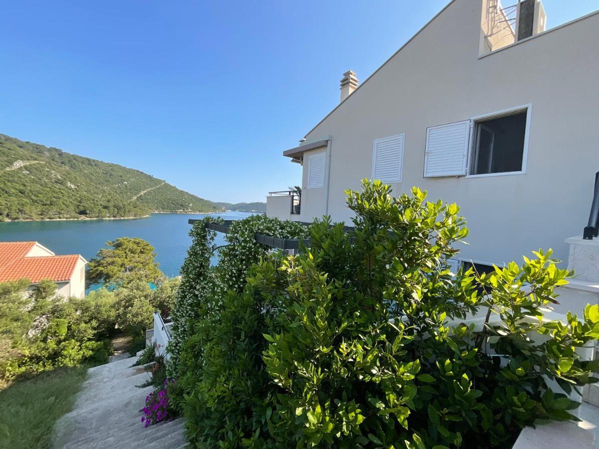 Villa Iva Lastovo 우블리 외부 사진